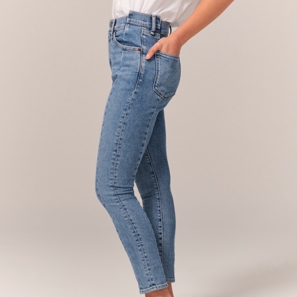 Abercrombie & Fitch The Super Skinny Ankle High Rise Jeans size 28 short - Picture 3 of 8